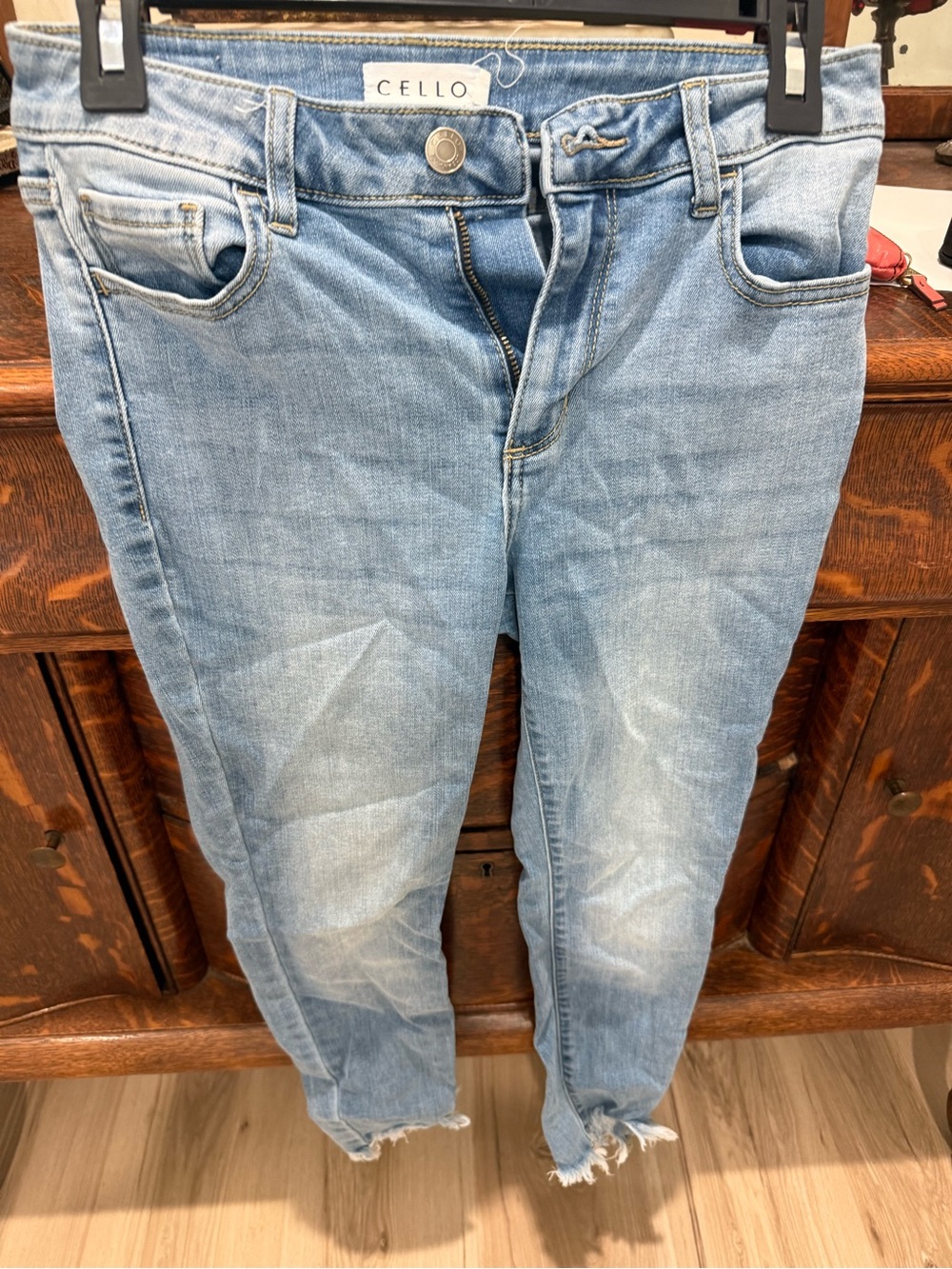 Cello Light Wash Cropped Ankle Jeans